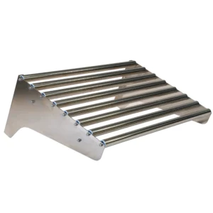 UM8223